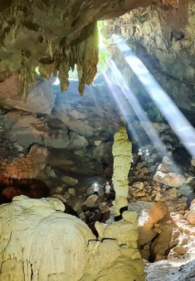 Explore O Ro cave - Hoan My cave